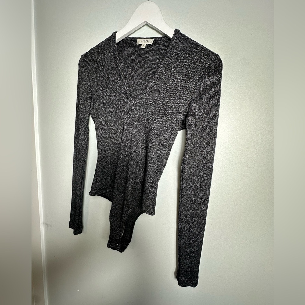 AGOLDE Tavi Mélange Rib Knit V Neck Sexy Bodysuit Size Medium - Picture 7 of 13